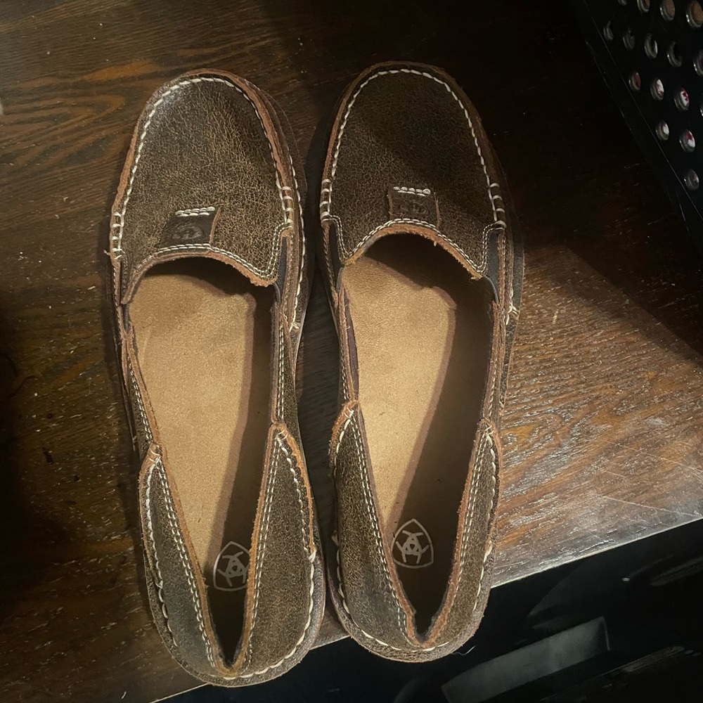 Ariat women’s slip ons shoes